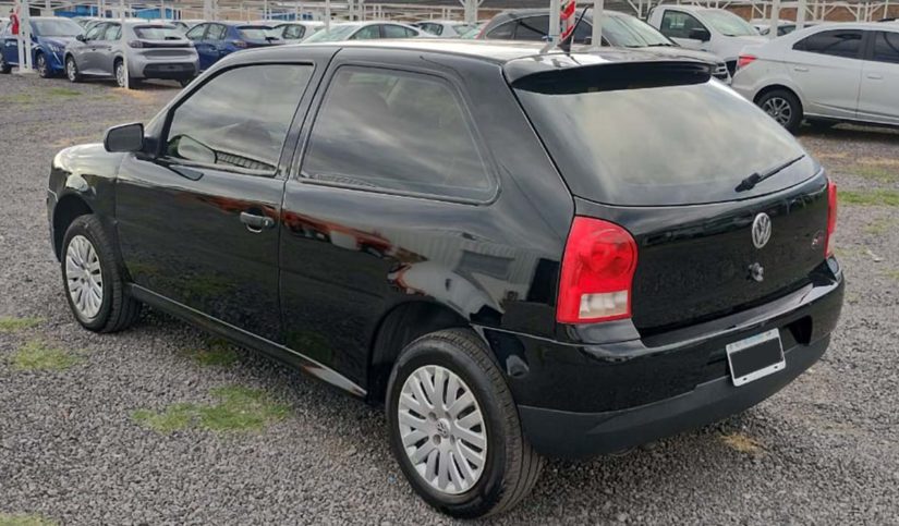 VOLKSWAGEN SURAN 1.6 5D 060
